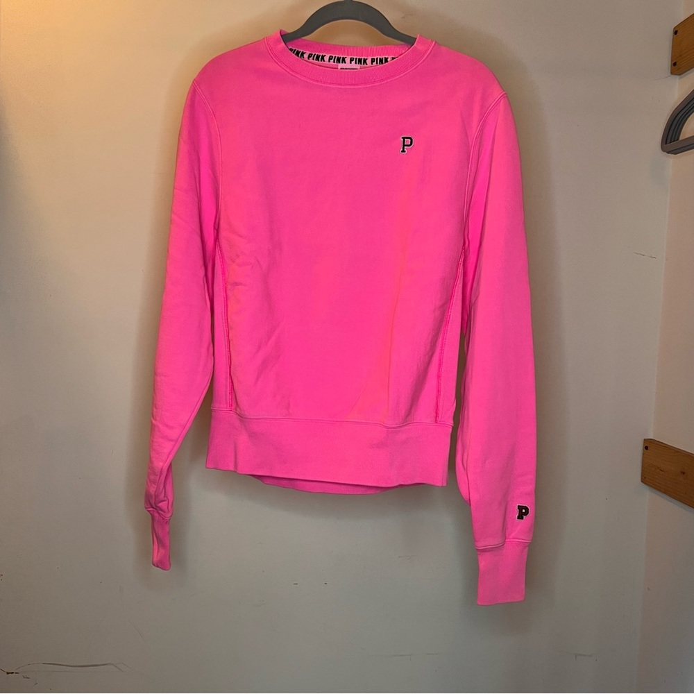 PINK Sweatshirt